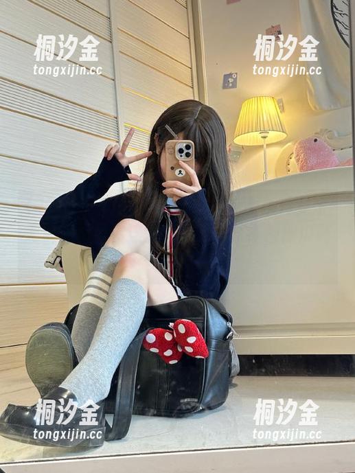 17吃瓜群众 17吃瓜群众苹果版真是个无底洞,看看这些瓜,我的时间都被瓜剥夺了!