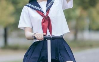 51今日吃瓜官网：听说某位大佬的隐藏身份被曝光，轰然大爆！