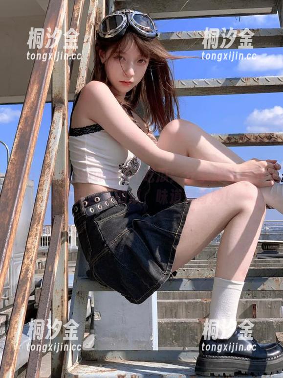 51吃瓜 www.51吃瓜:分享那些不小心咬到舌头的瓜,味道真奇妙!