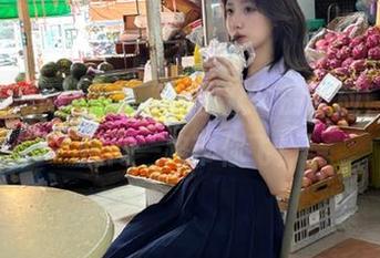 观看“瓜群众”的反应，52吃瓜网一路带你飞！