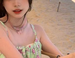 怀疑人生的时刻？来718娱乐，跟我一起点评这些乱七八糟的新闻！