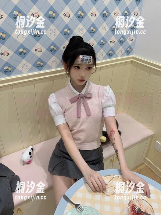 cgw 想看“cgw”?不如看看我一边啃瓜一边追剧的花式操作!