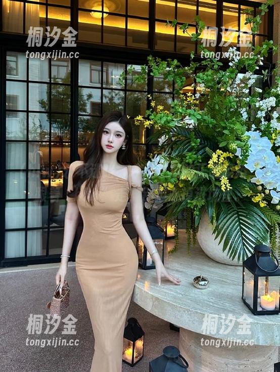 hlw 永不迷路,才是吃瓜的正确姿势,跟着“hlw”走,别担心掉进坑里。