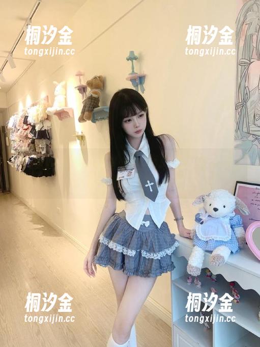 www.吃瓜 在www.吃瓜上,安卓是个吃瓜不嫌多的家伙!