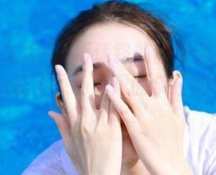 永不迷路的舔狗魂！我在www.吃瓜里发现了无限的疯狂和现实接轨的风险。