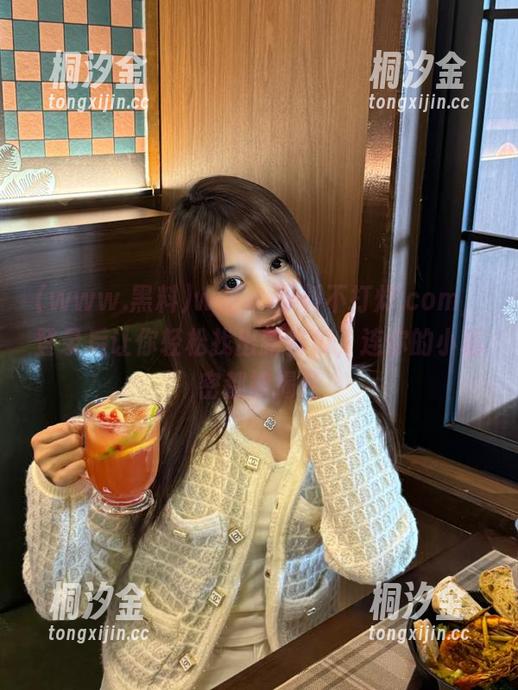 www.黑料 www.黑料不打烊.com,登录后让你轻松找出新鲜瓜,连你的小秘密都被揭开