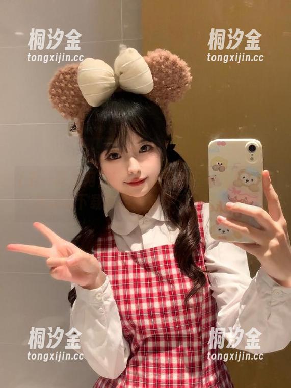 五一吃瓜网 还在苦苦寻找五一吃瓜网苹果版的下载链接?别傻了,跟我来!