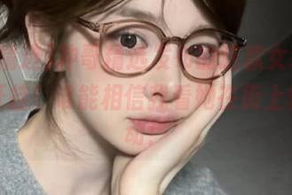 冲哥精选发布的这款女装，简直像开挂！谁能相信我看她在街上怦然心动！