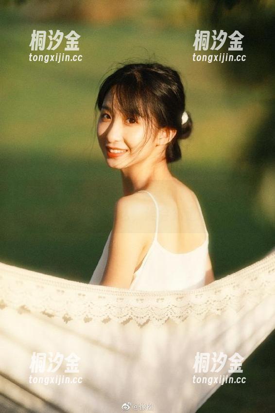 吃瓜列表 吃瓜列表苹果版:八卦随便聊,真相是什么,谁会知道呢?