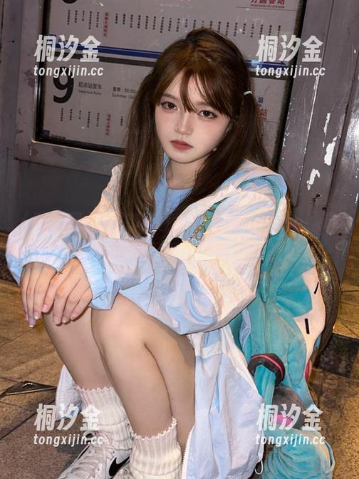 吃瓜网 下了这款免费的吃瓜网app,苹果里的八卦每天都是新鲜出炉的啊!