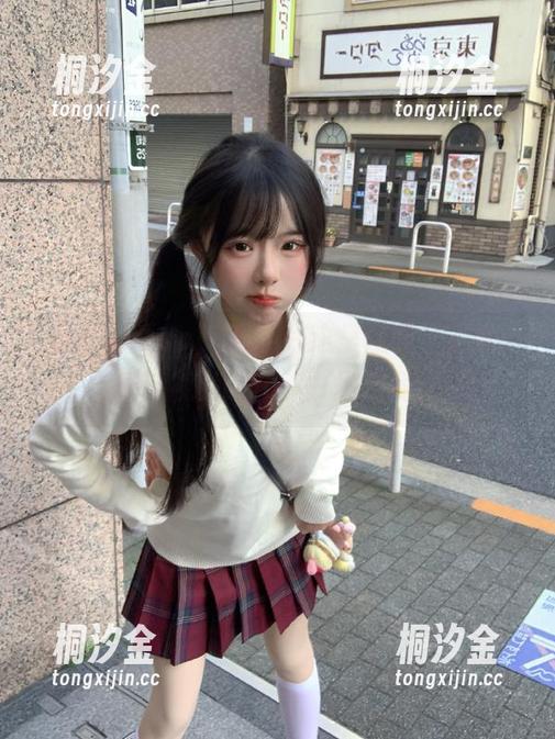 吃瓜视频app 真相在这里埋藏,下载‘吃瓜视频app’一探究竟!