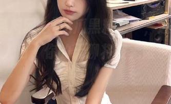 “吃瓜黑料网”，迈进这个神奇的入口，你的无聊将被无限乐趣取代！