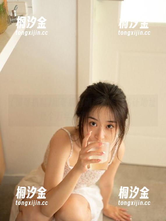 黑哥扒料 黑哥扒料满满惊喜,估计地址是个万年不遇的秘境吧!