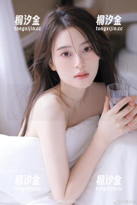 黑料不打烊 黑料不打烊655fun网页版:链接里的八卦,简直像薯片,一片接一片!
