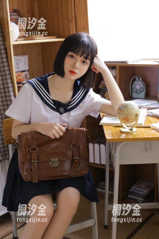 黑料不打烊ios最新版“成功解锁”，让我这个吃瓜小菌长出了一对望向全集的浪漫眼！