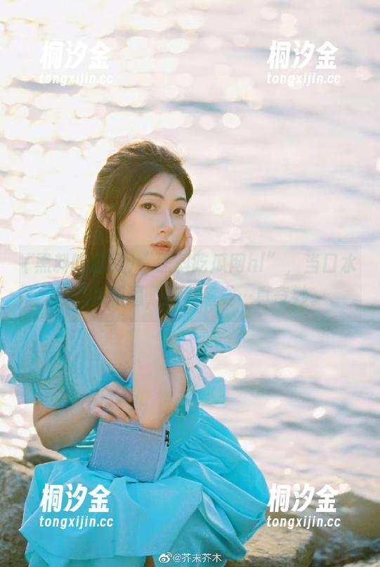 黑料吃瓜网 “黑料吃瓜网hl”,当口水跟八卦相遇,那种感觉…真奇妙。