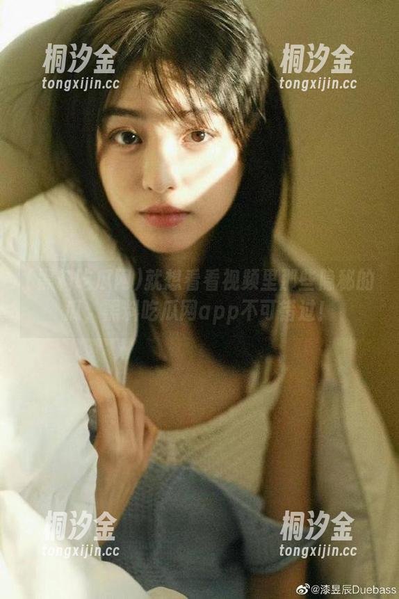黑料吃瓜网 就想看看视频里那些隐秘的瓜,黑料吃瓜网app不可错过!