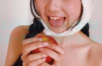 下载黑料吃瓜网站，仿佛在开启一本谈资满满的传送门秘藏！
