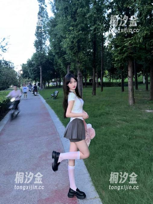 黑料布打烊 黑料布打烊首页:这是什么神操作,让人心痒痒?