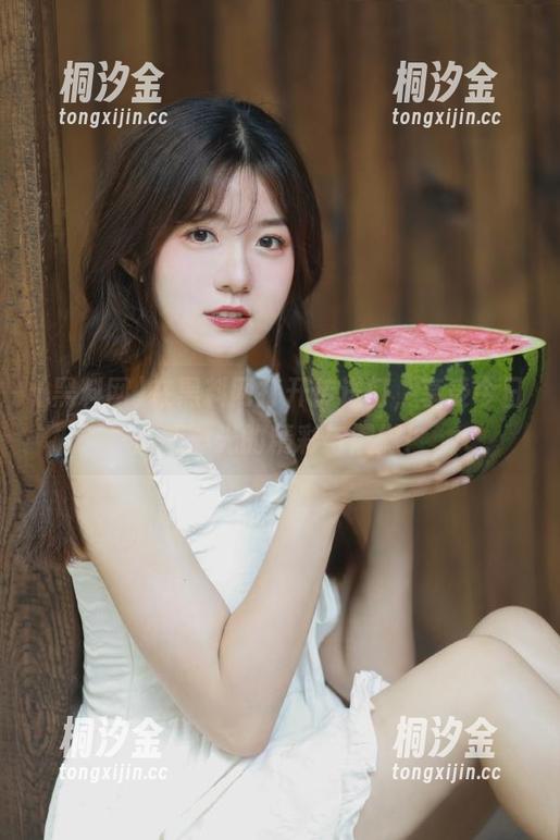 黑料网 在黑料网打开传送门,享受今日最新曝光的精彩与震撼!