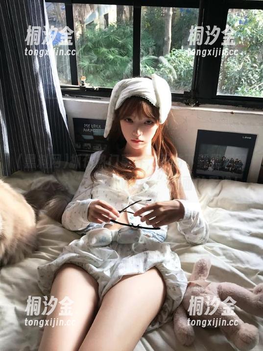 黑料网 抓住热门事件,不妨下载黑料网,挖人家“三姑六Vape”后面的黑递!